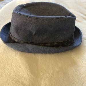 H & M Boys porkpie hat, Blue chambray, with skull and crossbones band